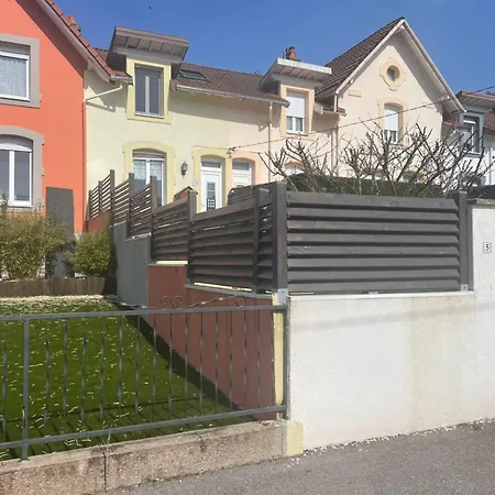 Maison Avec Exterieur بيت للعطل